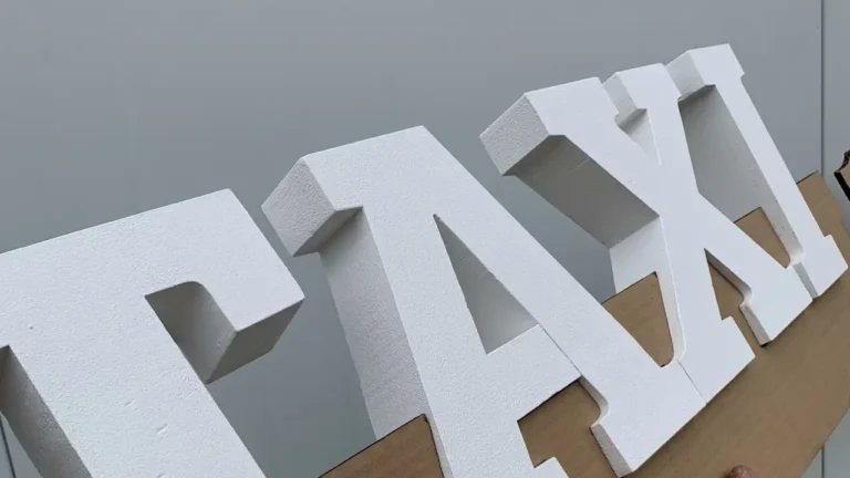 logo na ściane we Wroclawiu z styroduru, litery styrodur wroclaw, litery 3D z styroduru Wrocław