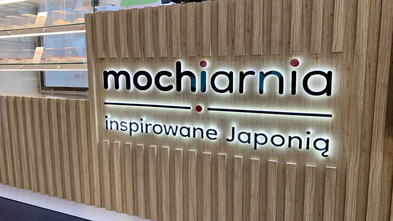 litery 3D z efektem Halo, zabudowa reklamowa we Wrocławiu