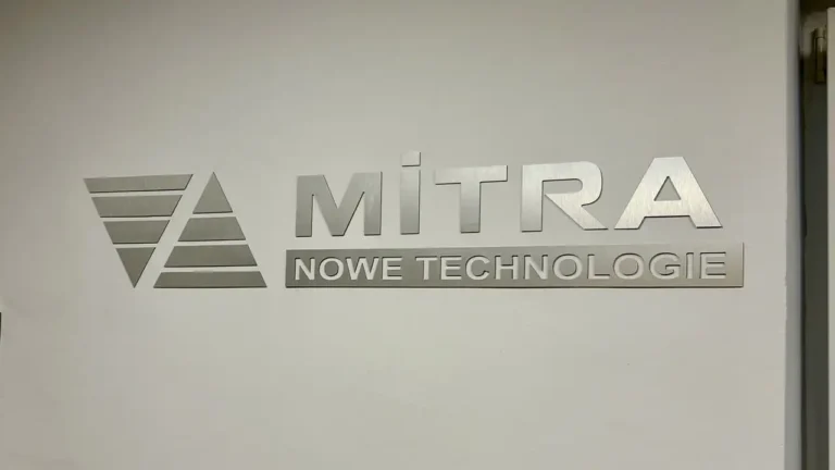 logo_3d, logo_na_ścianę, logo_plexi, logo_na_zamówienie, logotyp_wroclaw