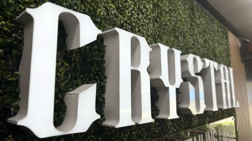 litery blokowe boki aluminiowe od producenta reklam fiszka, logo 3D reklama wewnętrzna Wrocław