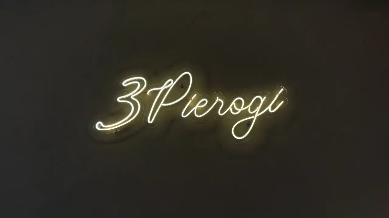 neon_led, neon_na_zamówienie, neon_na_miarę, neon_3_pierogi, neon_wroclaw