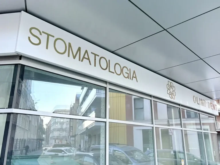 kaseton_reklamowy, kaseton_dibond, kaseton_podświetlany, kaseton_z_plexi, kaseton_halo, kaseton_wroclaw, reklama_zewnętrzna_wroclaw