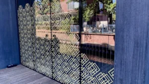 oklejanie witryn folia cięta we Wrocławiu, druk na folii Wrocław,