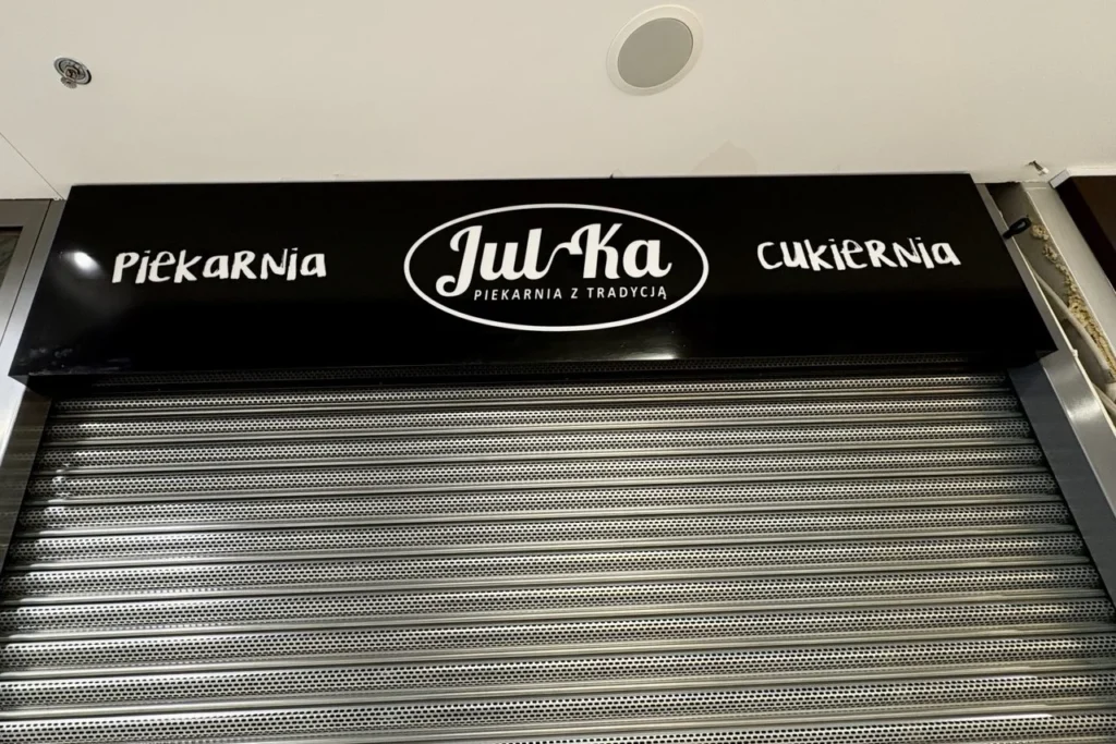 Kaseton_reklamowy_marino_wroclaw_Julka_piekarnia